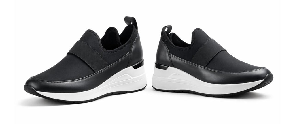 SKECHERS STAMY